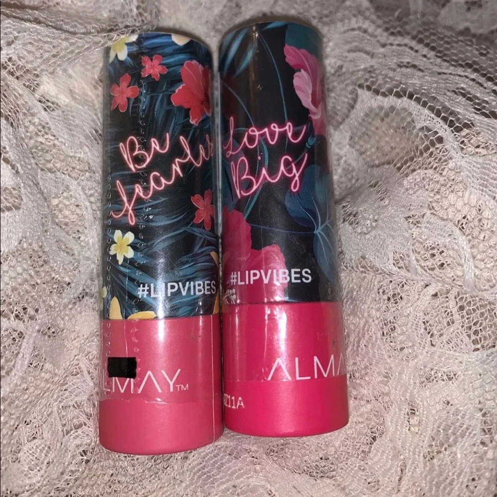 Almay Lip Vibes Cream Lipstick (2) NEW & SEALED